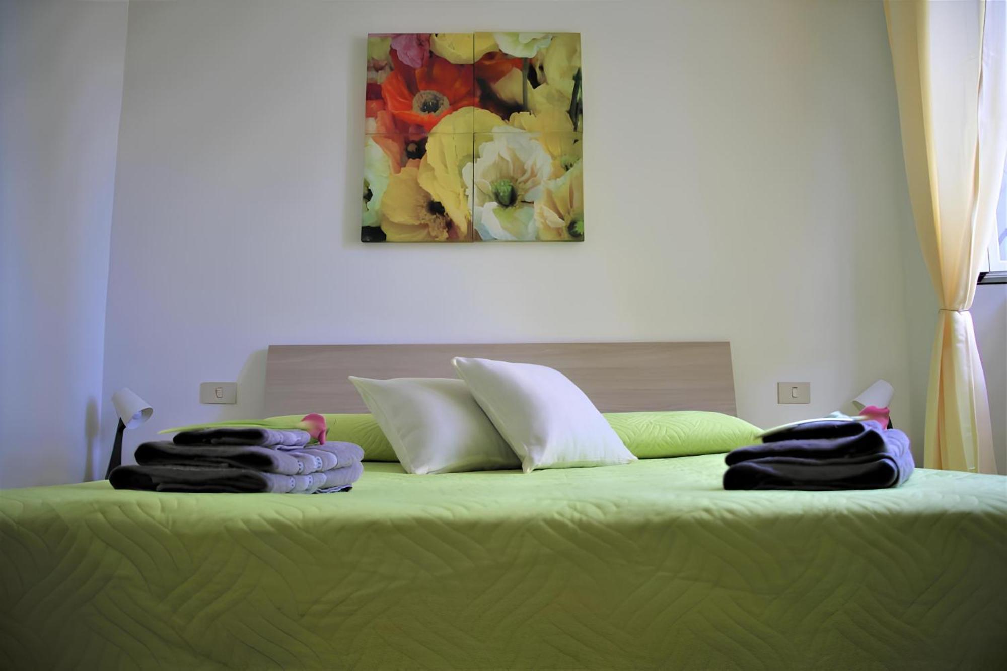 Home & Breakfast La Madonnina 013136-Cni-00001 Lurago dʼErba Εξωτερικό φωτογραφία